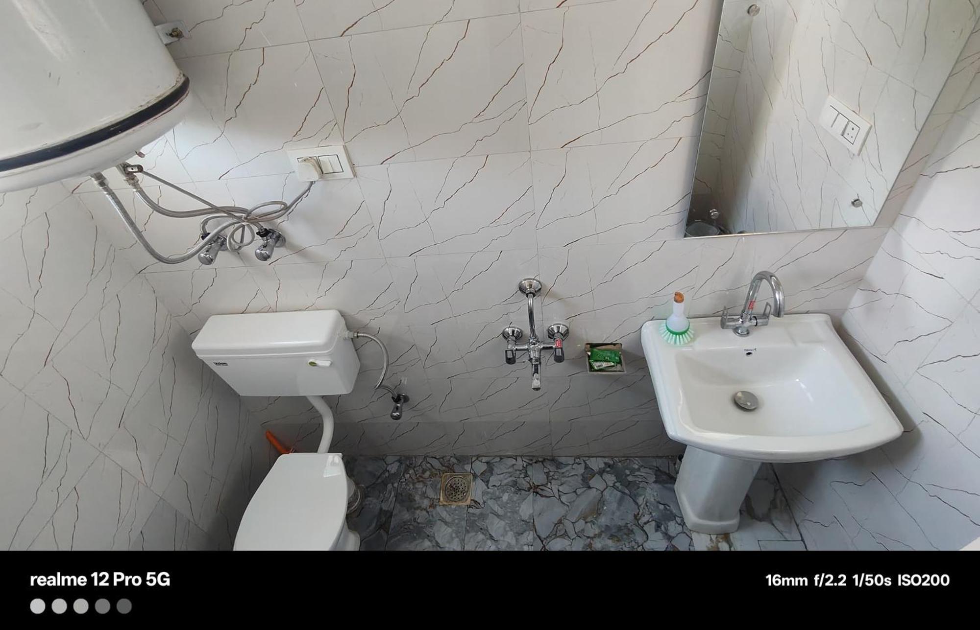 King Umar Palace Jamb Экстерьер фото